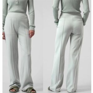 RARE Athleta Eastbound (or Venice) pintuck pants in mint green